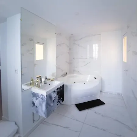 50 Nuances - Moderne & Chic Pour Amoureux *